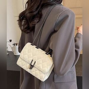 brand new women's purse